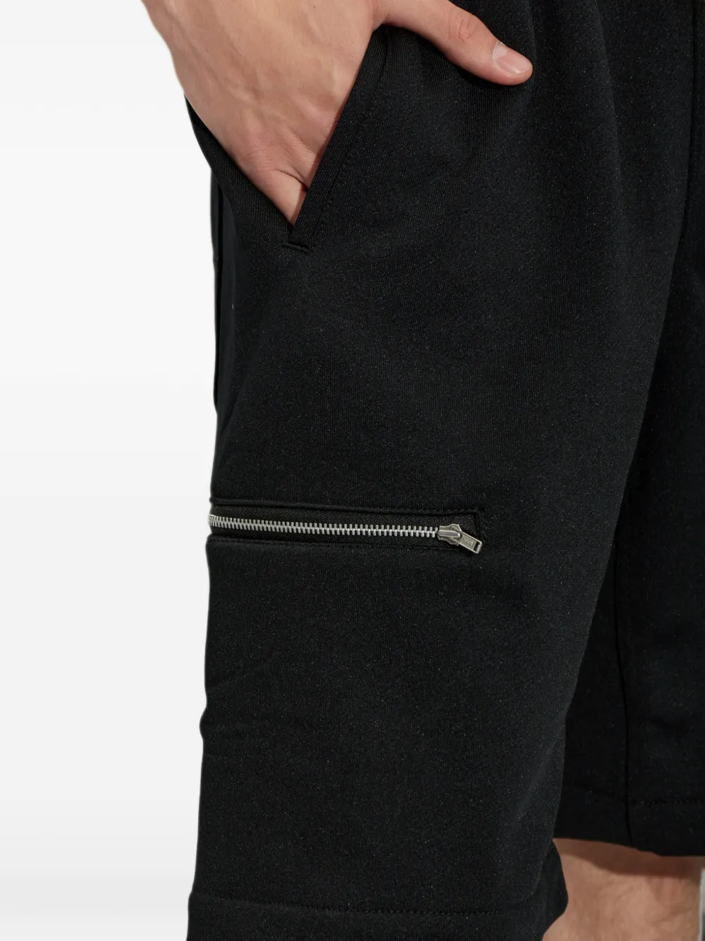 Comme Des Garçons Shirt Gelaagde cargoshorts met ritszak Zwart
