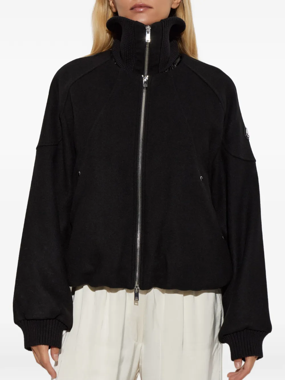 Moose Knuckles logo-patch zip-up puffer jacket Zwart