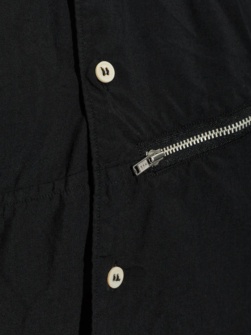 Comme Des Garçons Shirt Overhemd met zak met ritssluiting Zwart