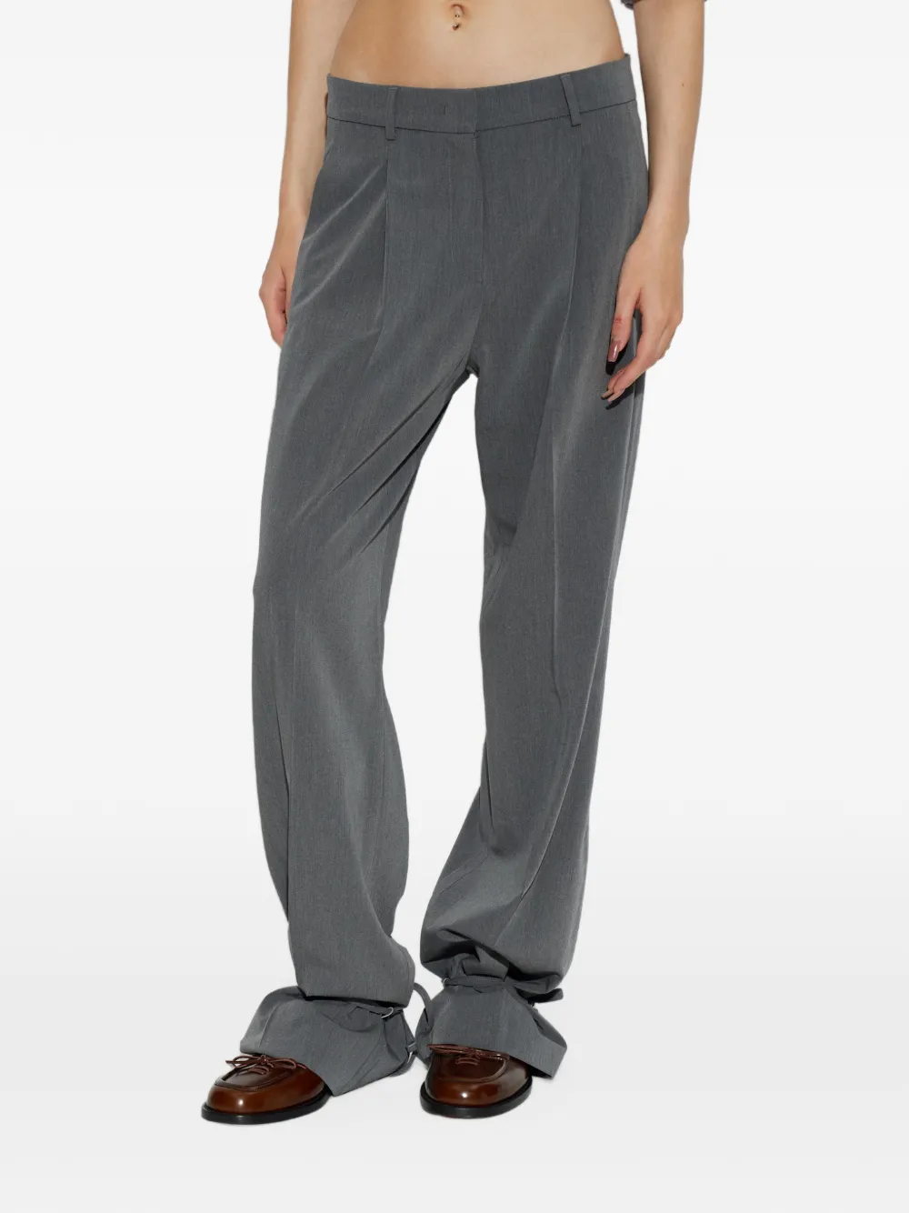Akep Pantalon met persvouw en strikdetail bij de zoom Grijs