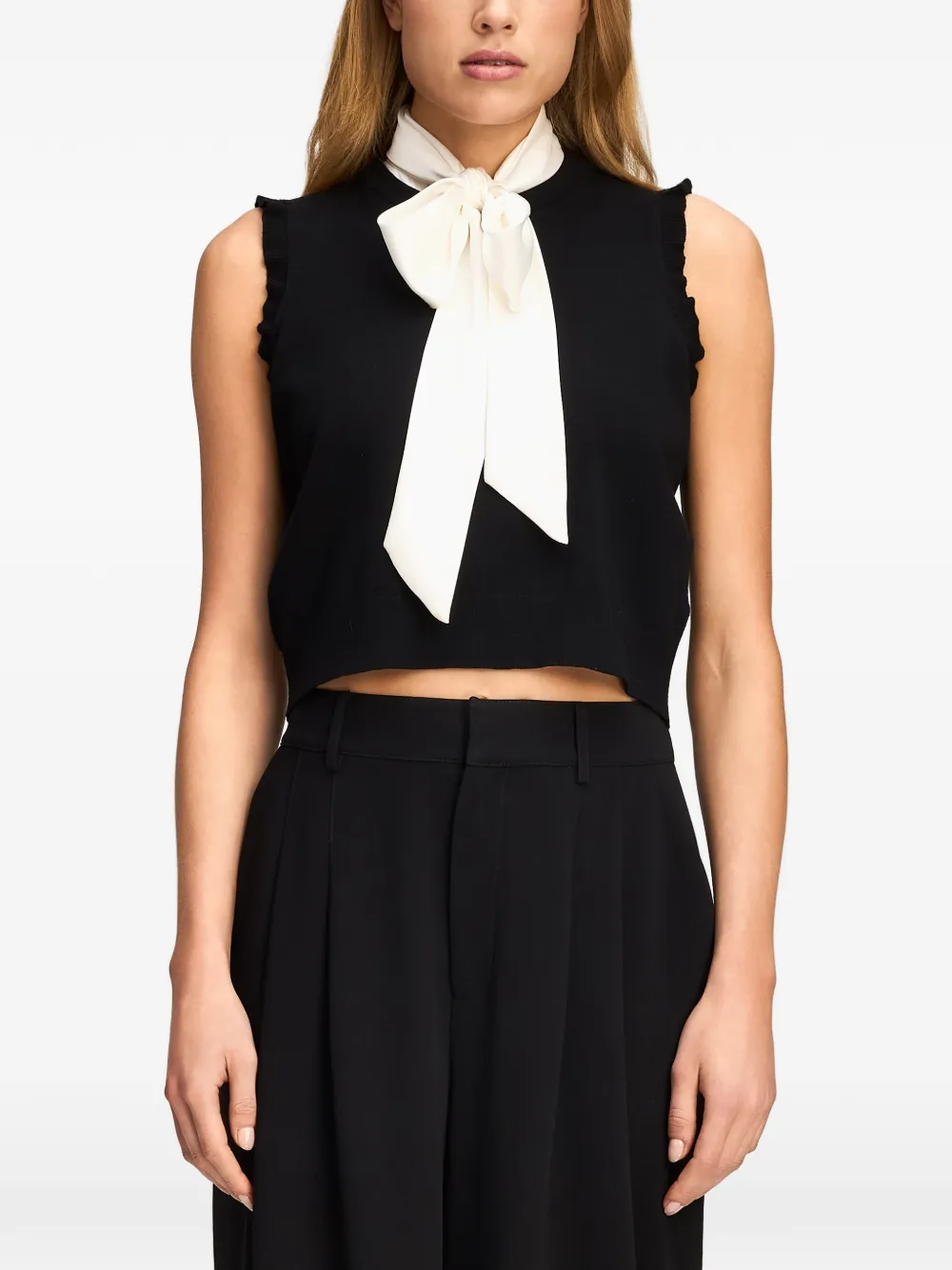 Cinq A Sept Chiara blouse met strik en ruches Zwart