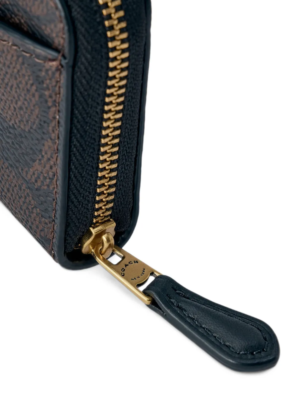 Coach essential small zip around card case in Signature upcrafted leather Bruin