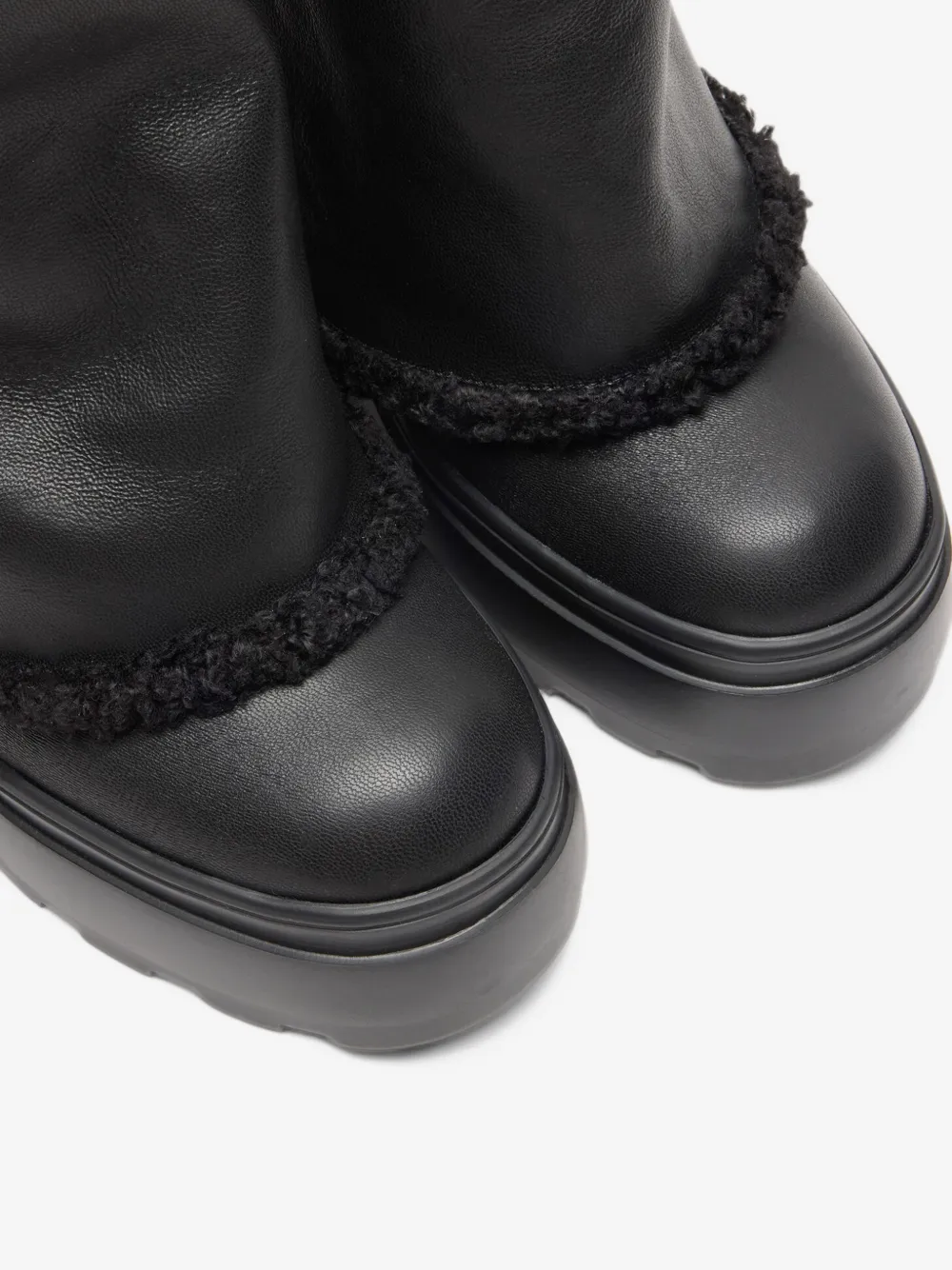 CASADEI 윈니 페이크 퍼 트림 부츠