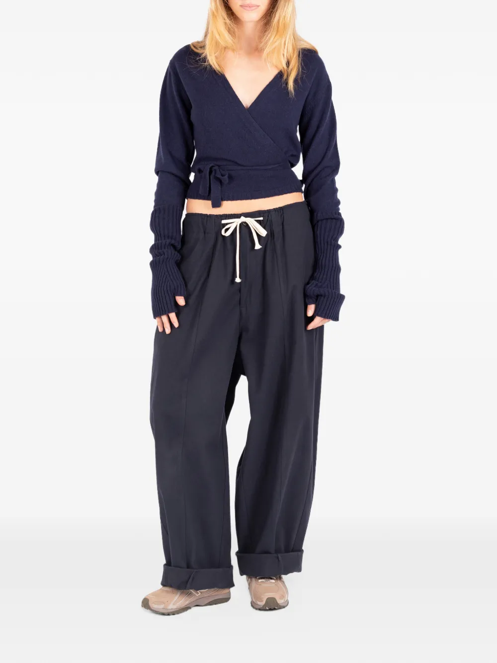 Société Anonyme Nicole wrap-style cropped sweater Blauw