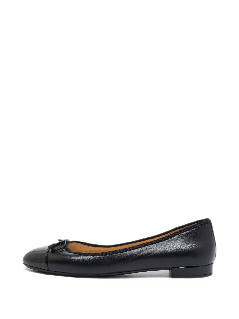 Pre-owned Prada Bow Cap-toe Ballet Flats In Black