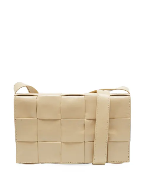 Bottega Veneta Pre-Owned medium Cassette Intrecciato shoulder bag