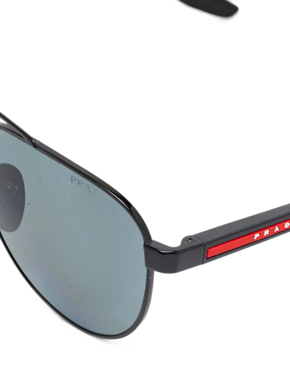 Prada Pre-Owned SPR A52 Polarized Sunglasses | ブラック | FARFETCH JP