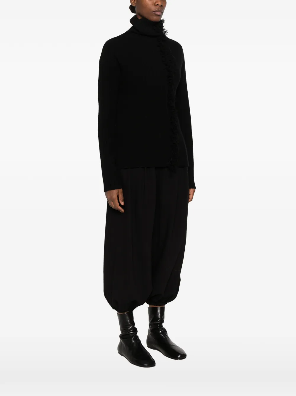 Uma Wang fringed ribbed-knit sweater Zwart