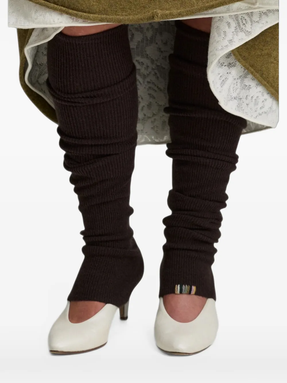 extreme cashmere nº266 Ballet ribgebreide beenwarmers Bruin
