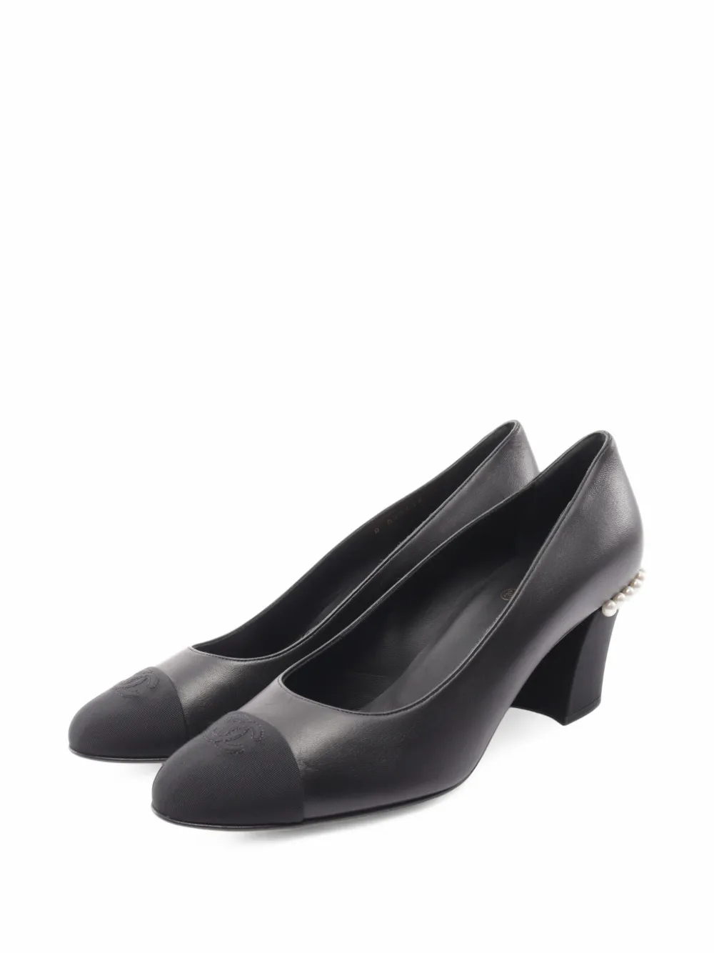CHANEL Pre-Owned 986-1988 pearl-embellished CC pumps - Schwarz
