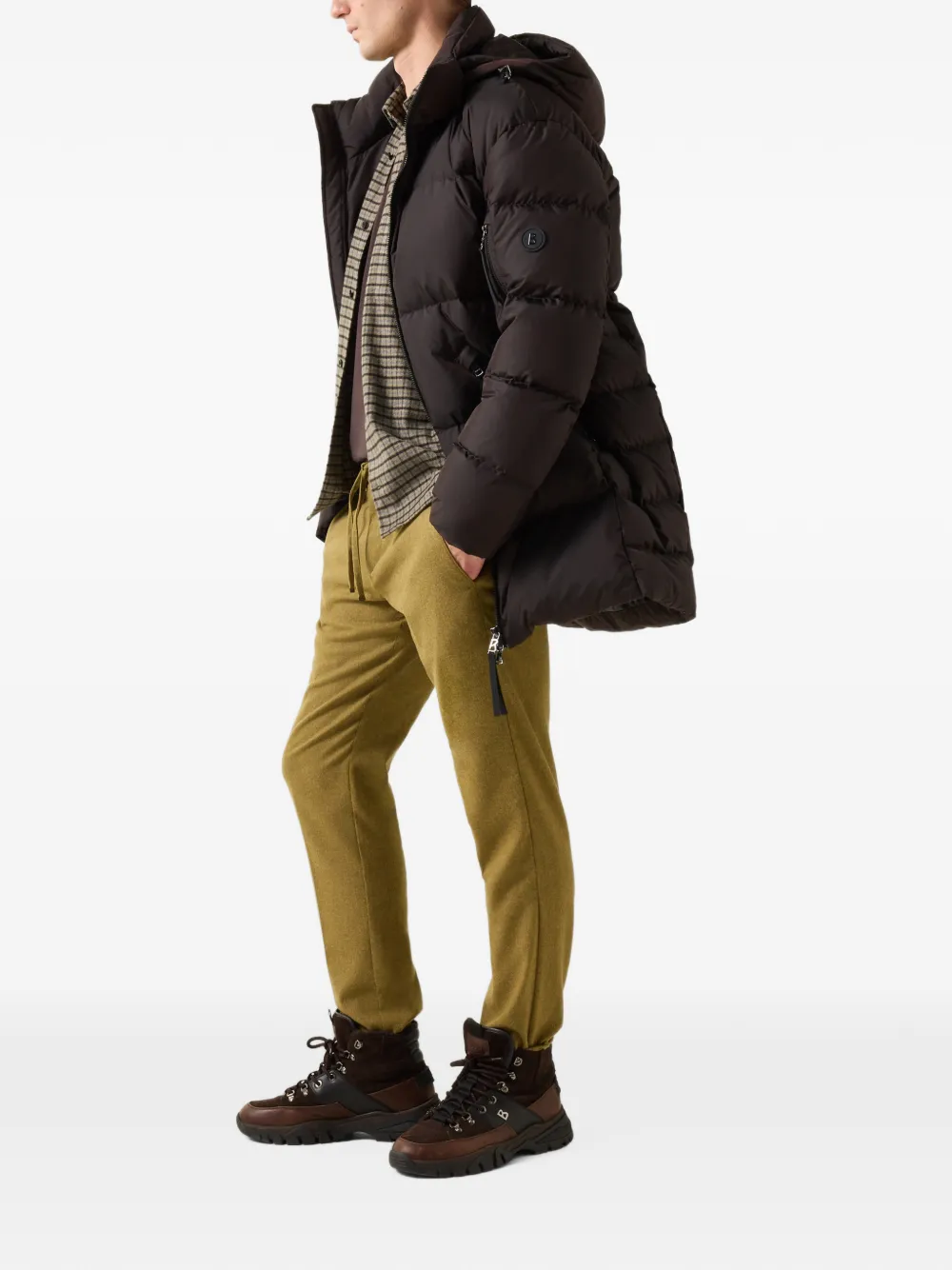 BOGNER Riley Business pressed-crease trousers Groen