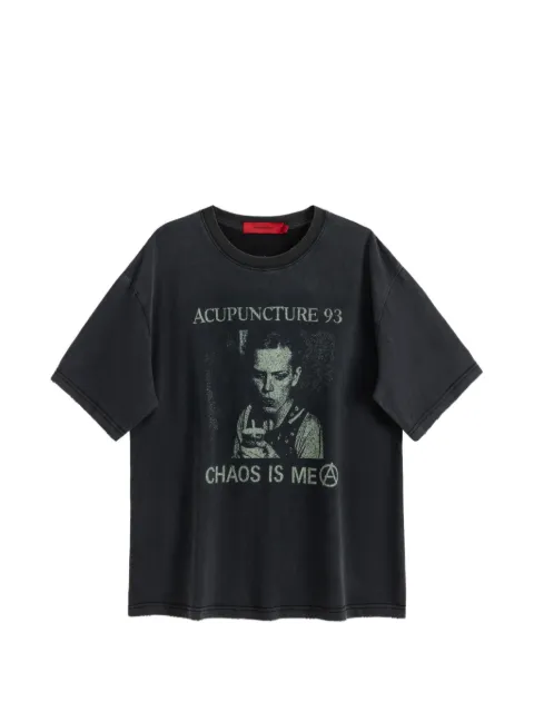 ACUPUNCTURE 1993 Chaos Is Me Nera graphic-print T-shirt
