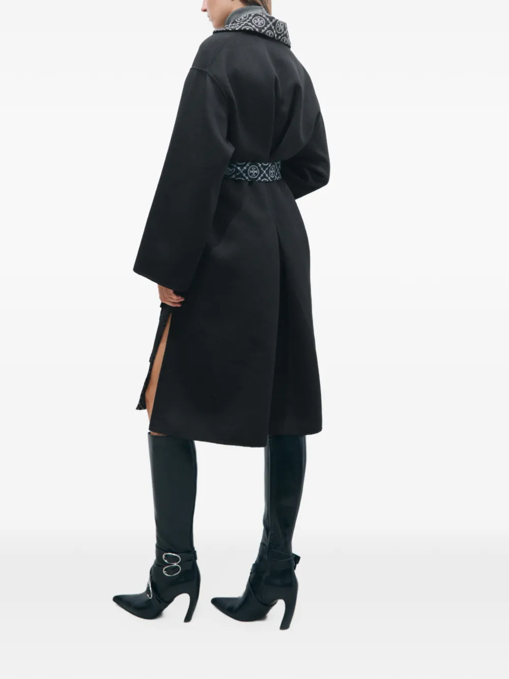 Tory Burch T Monogram wool wrap coat Zwart
