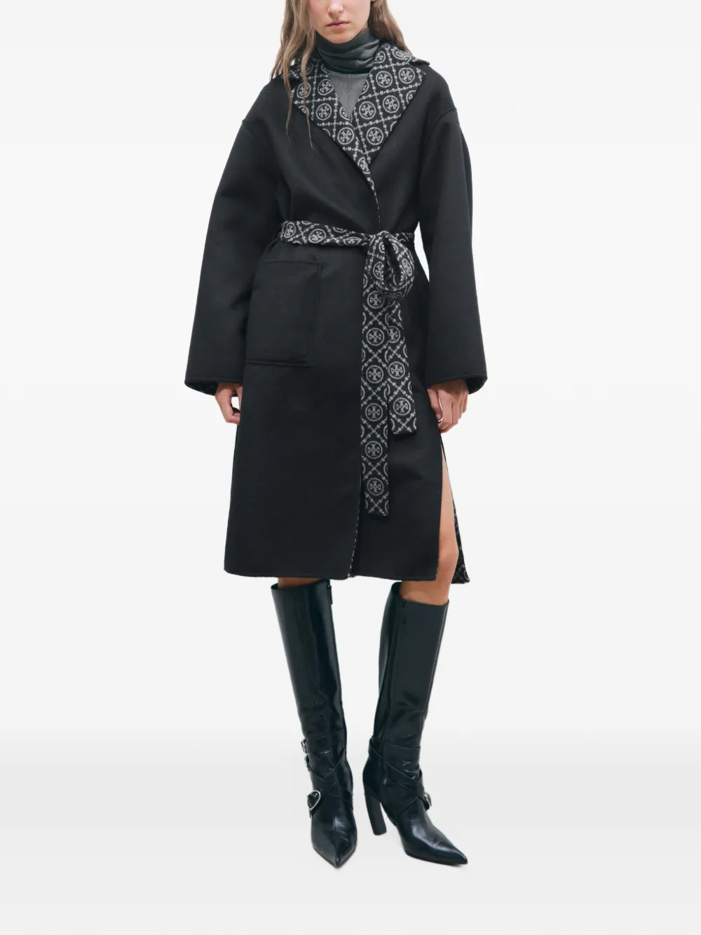 Tory Burch T Monogram wool wrap coat Zwart