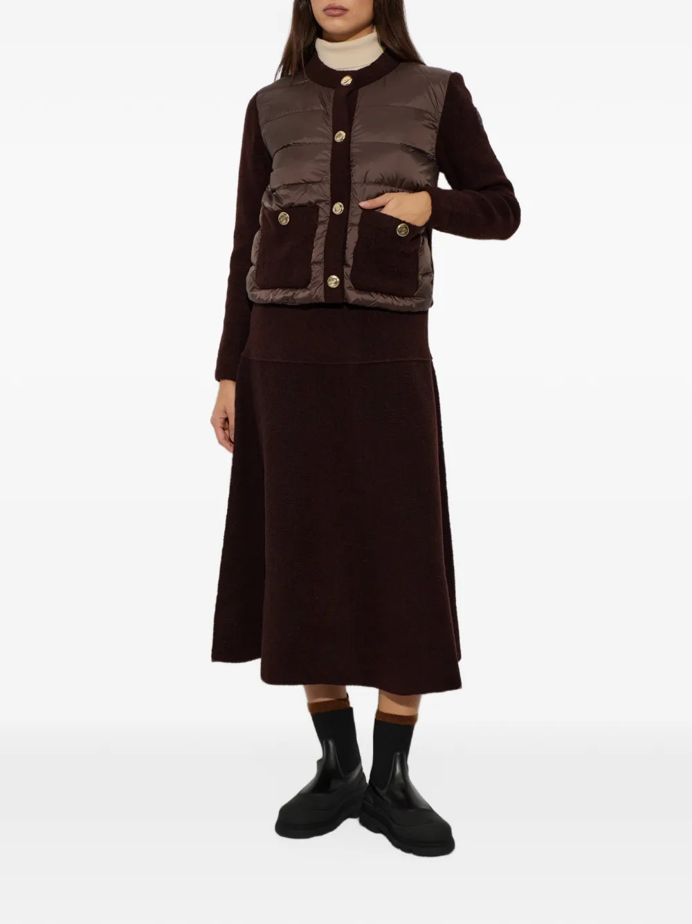 Moncler logo-patch flared midi skirt Bruin