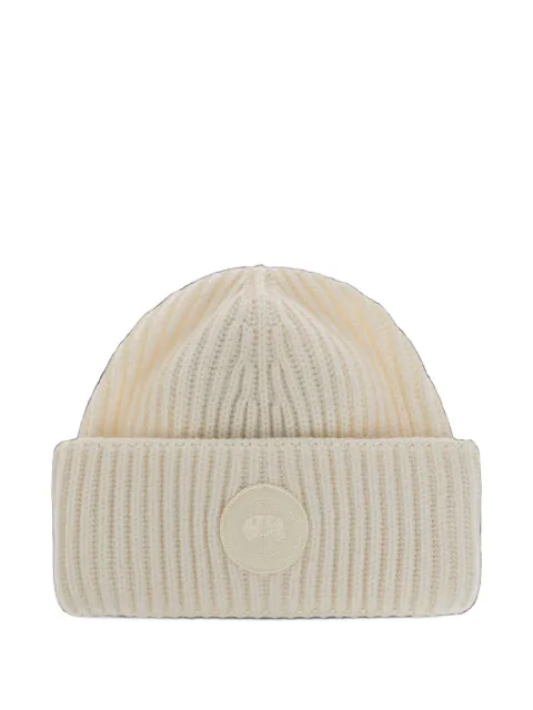 Canada Goose logo-patch ribbed-knit beanie hat