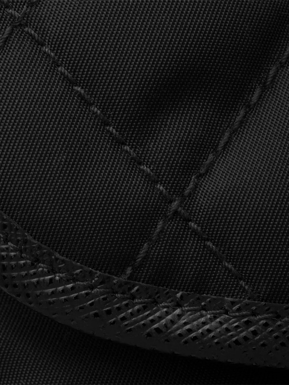 Prada Re-Nylon en Saffiano leren telefoonhoesje Zwart