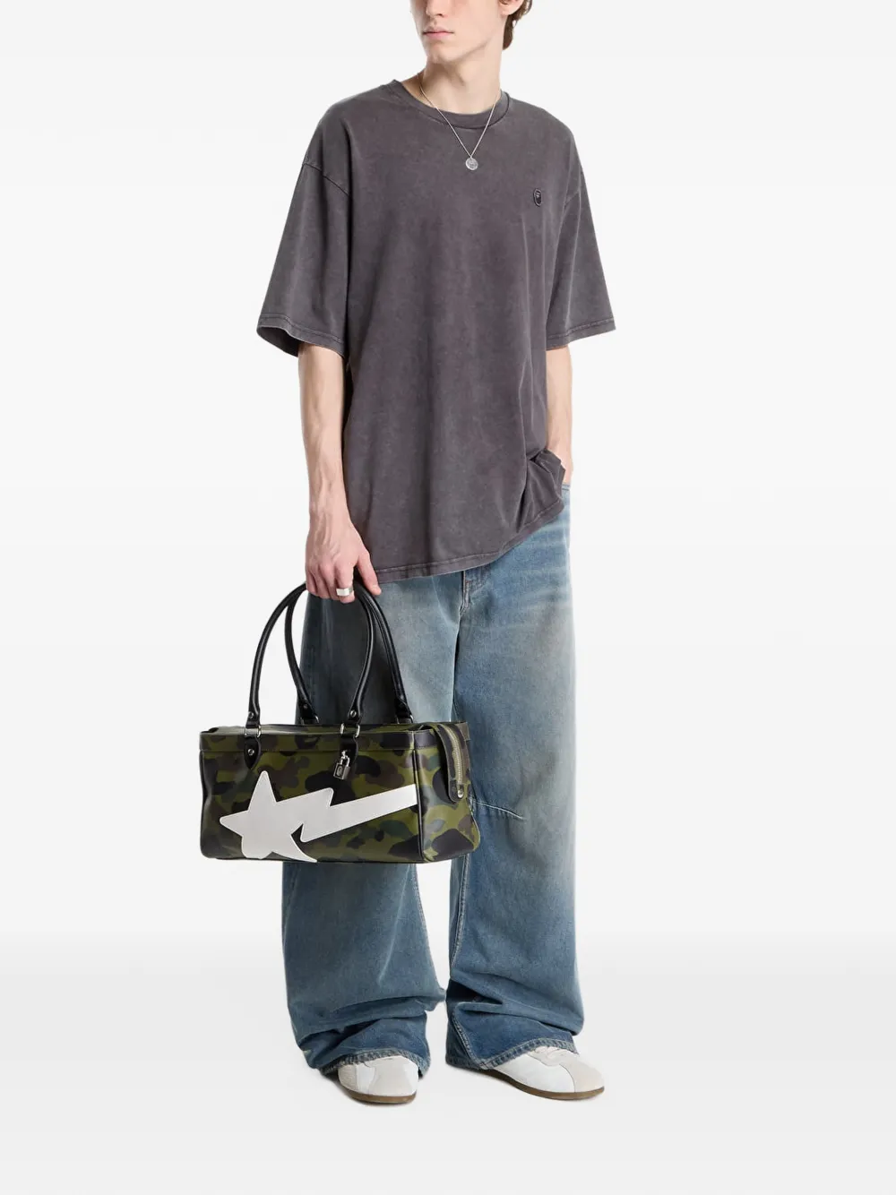 A BATHING APE T-shirt met ronde hals en geverfde afwerking Grijs