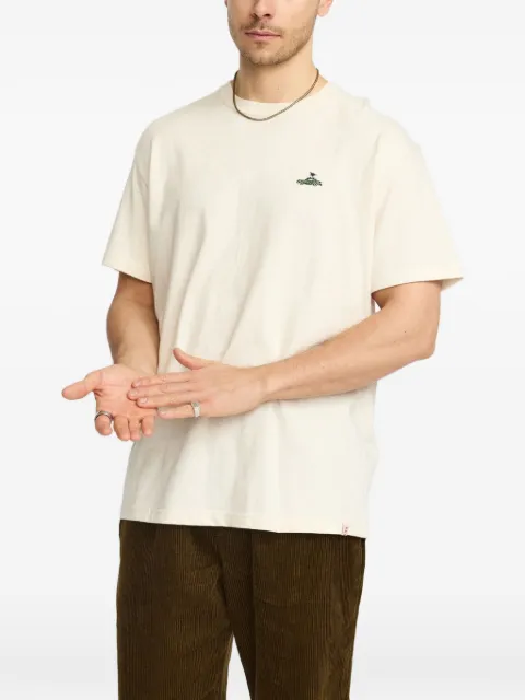 REVOLUTION T-Shirt mit Stickerei