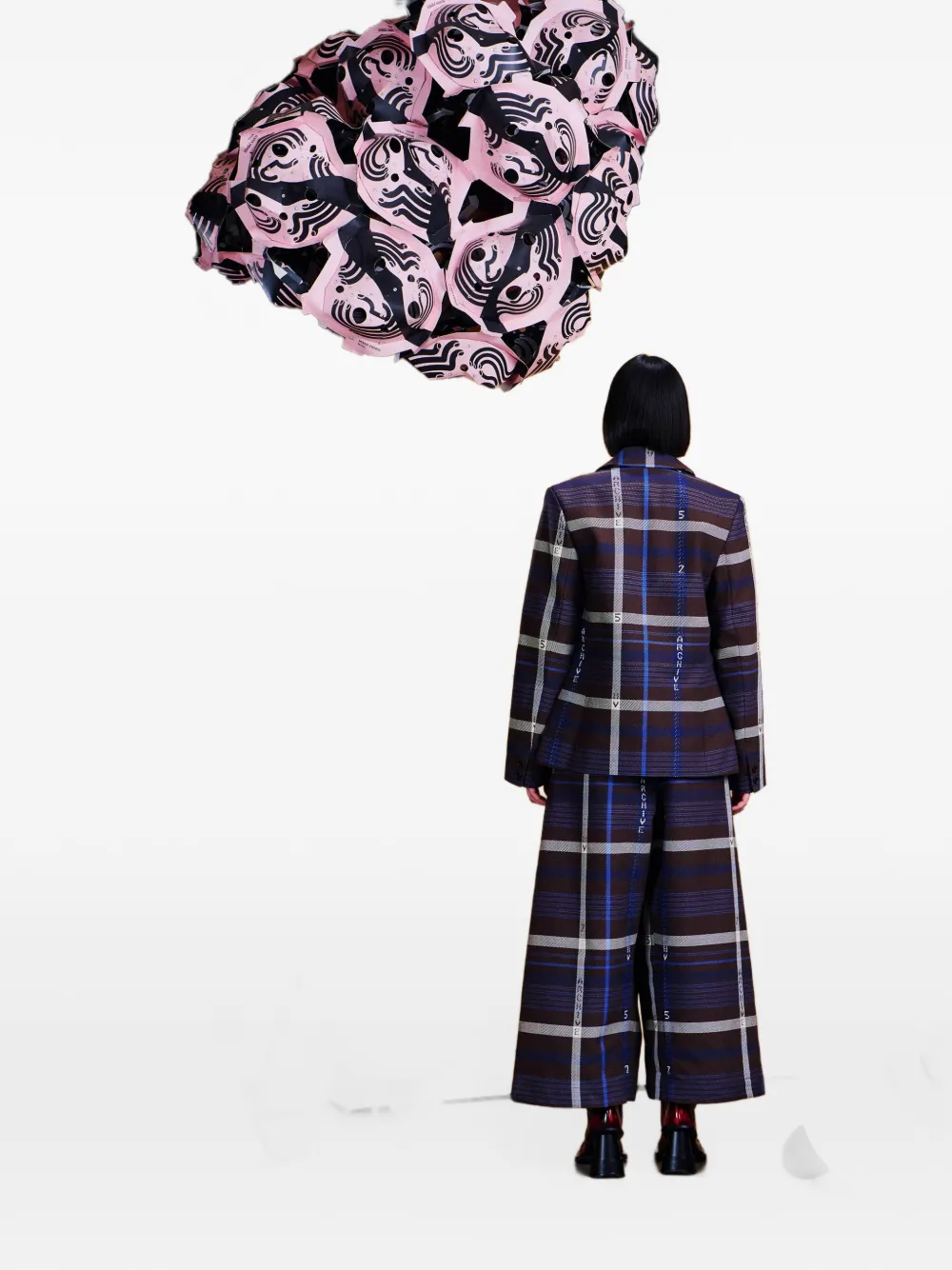 Henrik Vibskov Always Inside check-print blazer Bruin