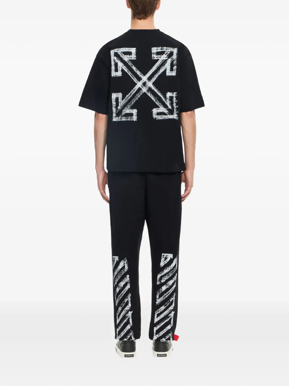 Off-White Motion Arrow Skate T-shirt Zwart