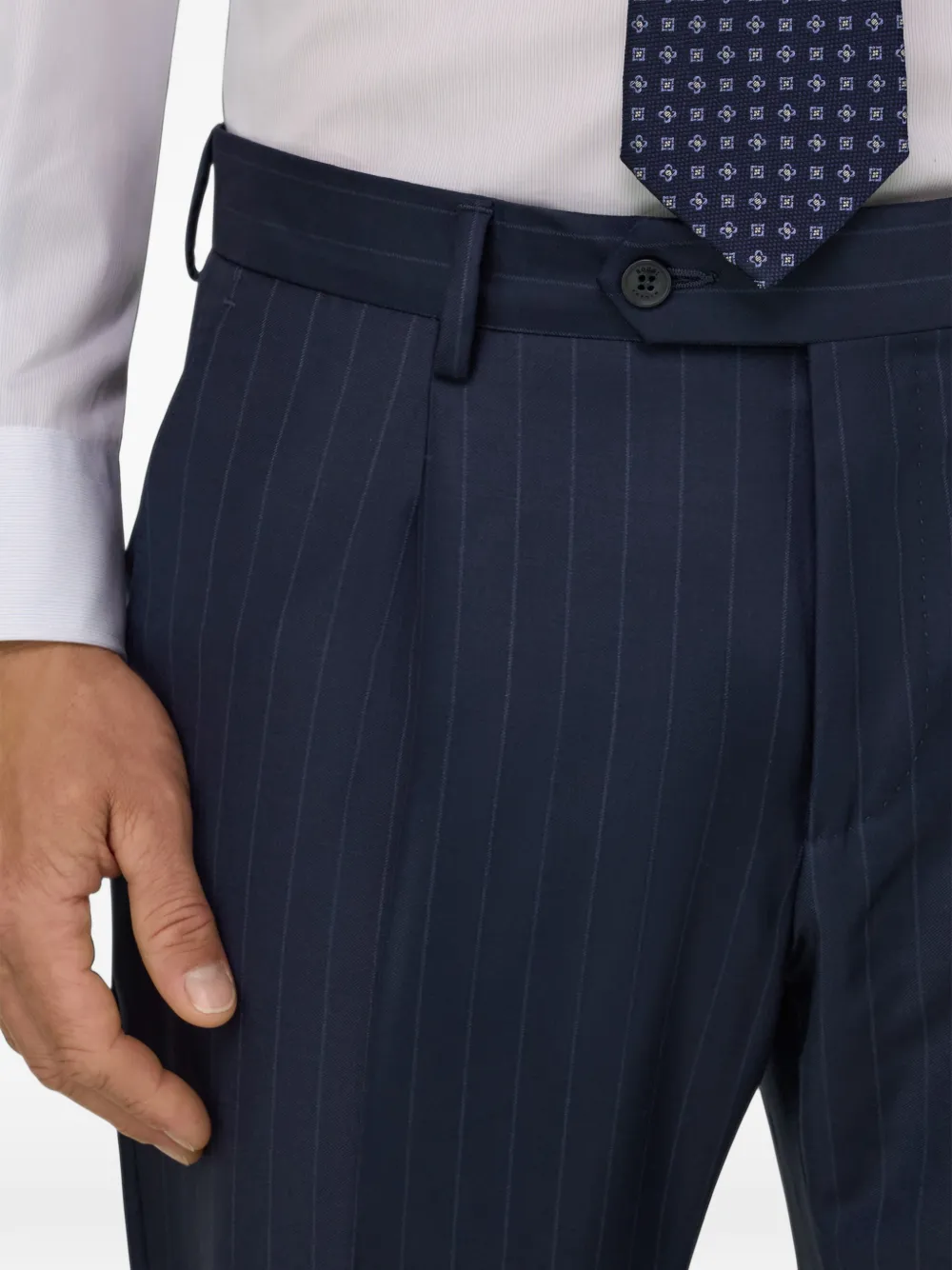 Boggi Milano suit pinstripe in S130 wool Blauw