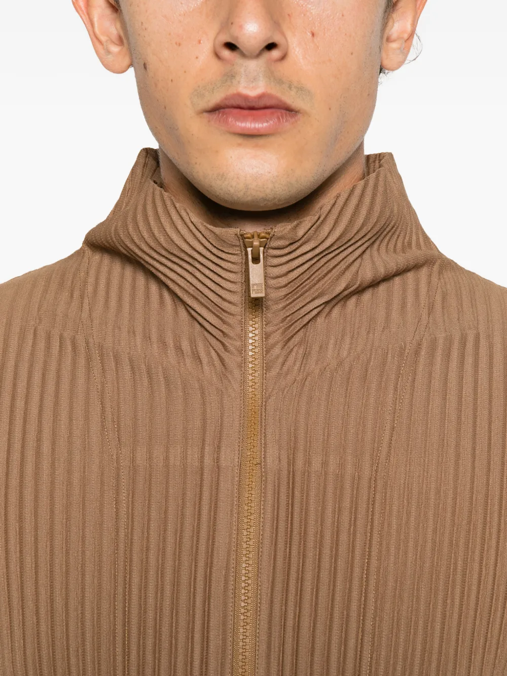 Homme Plissé Issey Miyake pleated high-neck jacket Bruin