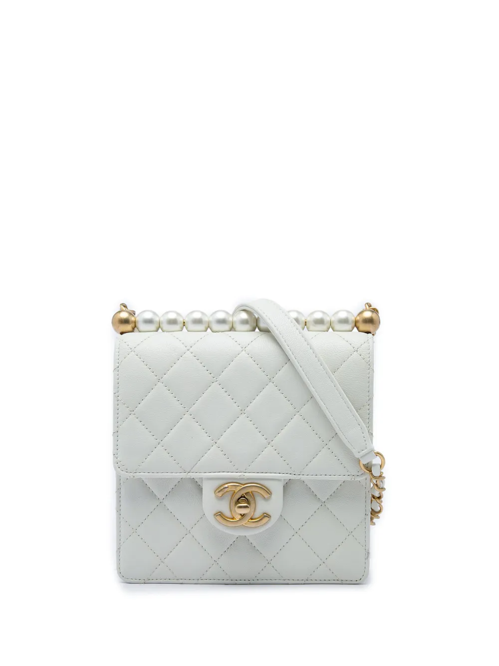 CHANEL Pre-Owned 2019 Small Quilted Lambskin Chic Pearls Flap crossbody bag - Bianco