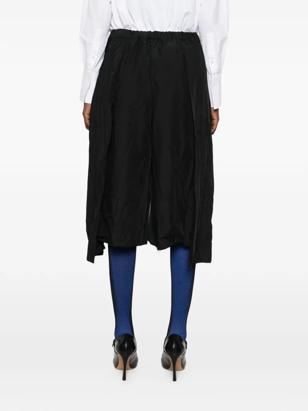Issey Miyake pleated asymmetric shorts Zwart