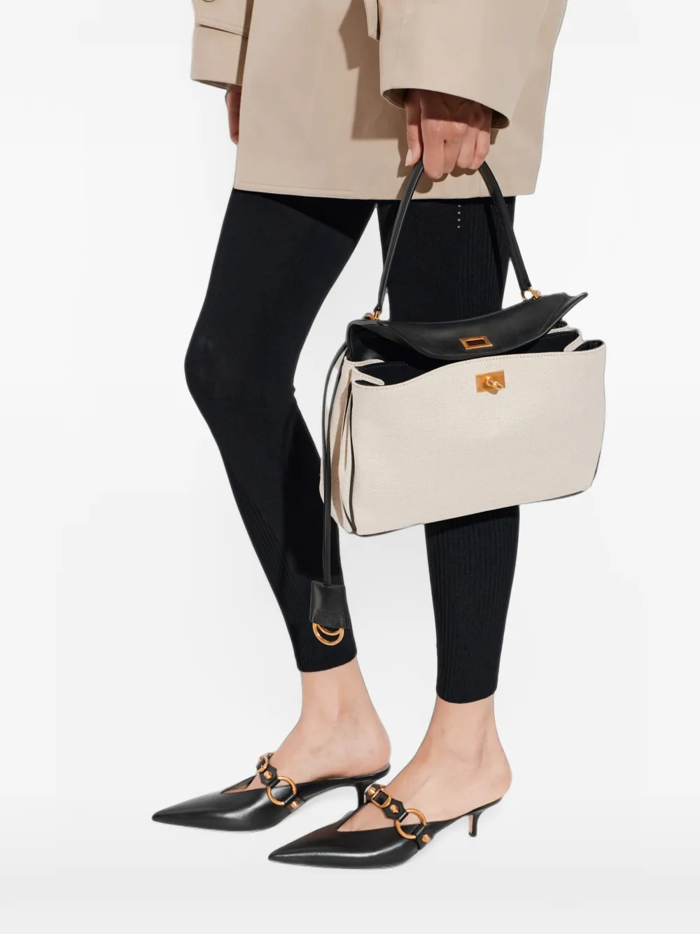 Balenciaga Rodeo handbag small in beige black