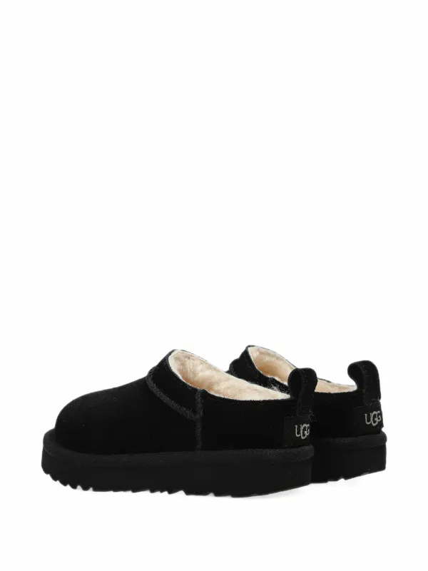 UGGファー付きスエードブーツ ブラック 中ヒール UGG Kids Classic ブーツ | ブラック | FARFETCH JP