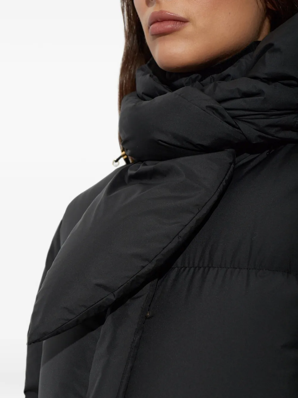 Moncler Ornement hooded long down jacket Zwart