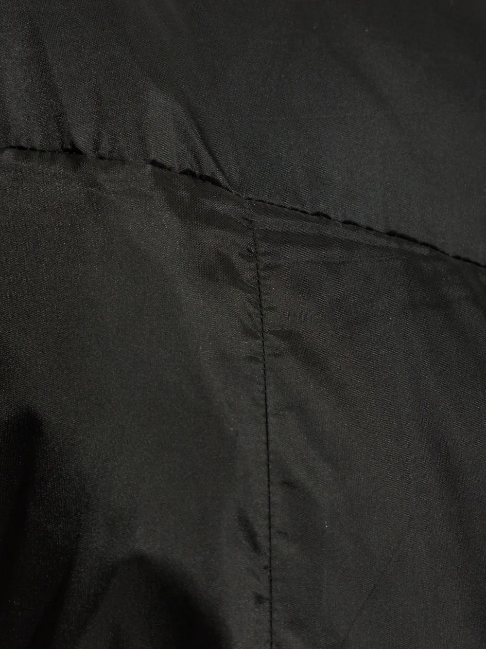 ENTIRE STUDIOS POD padded down jacket Zwart