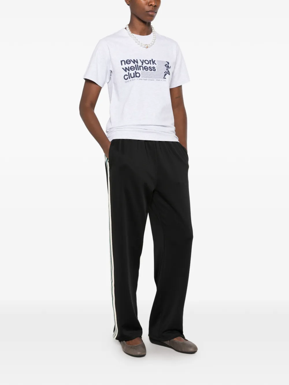 Sporty & Rich New York Wellness Club T-shirt Grijs