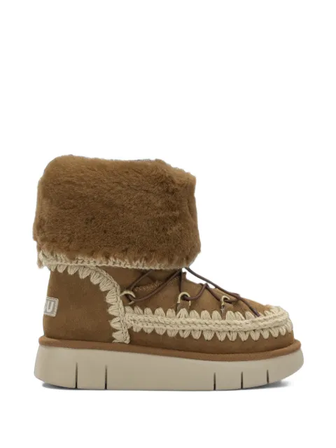 Mou botas con ribete y cordones