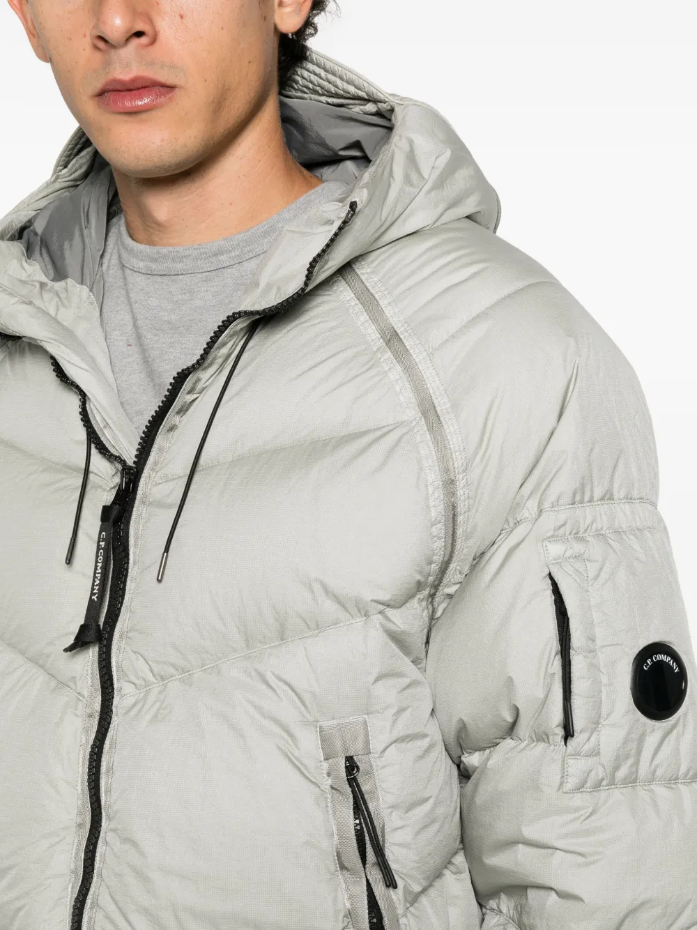 C.P. Company Lens-detail hooded puffer jacket Grijs