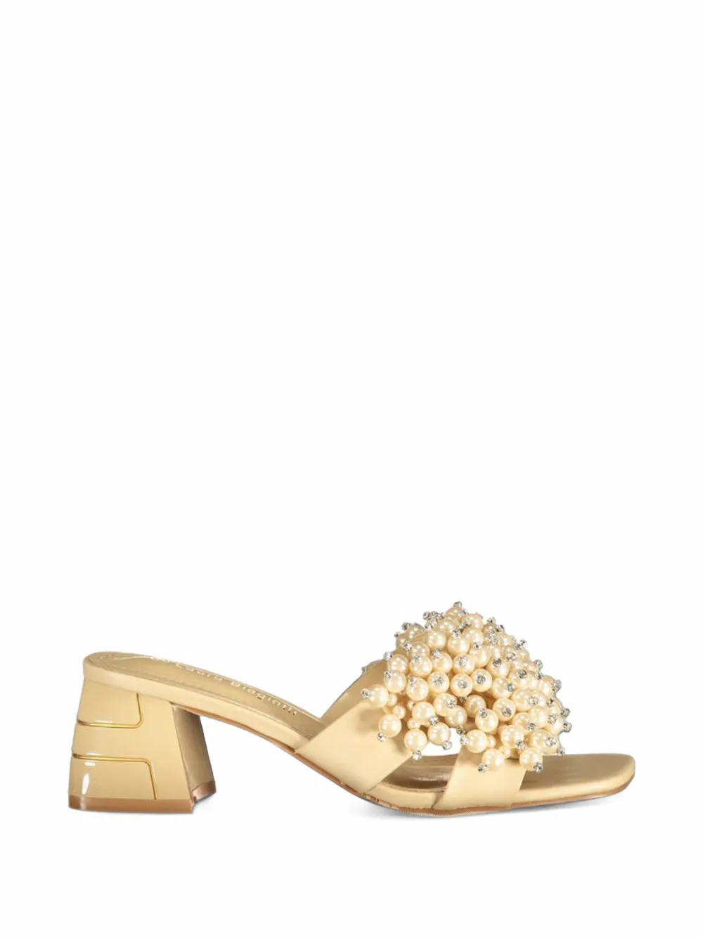 Laura Biagiotti faux-pearl embellished sandals - Tons neutres Laura Biagiotti faux-pearl embellished sandals - Tons neutres