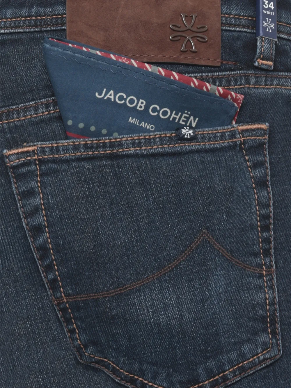 Jacob Cohën logo-patch straight-leg jeans Blauw