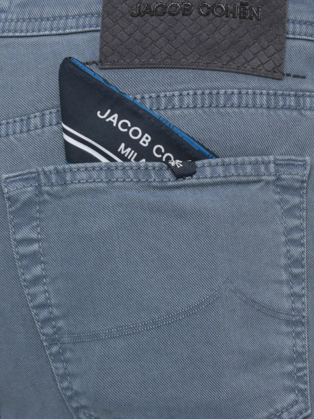 Jacob Cohën Bard logo-patch straight-leg trousers Blauw