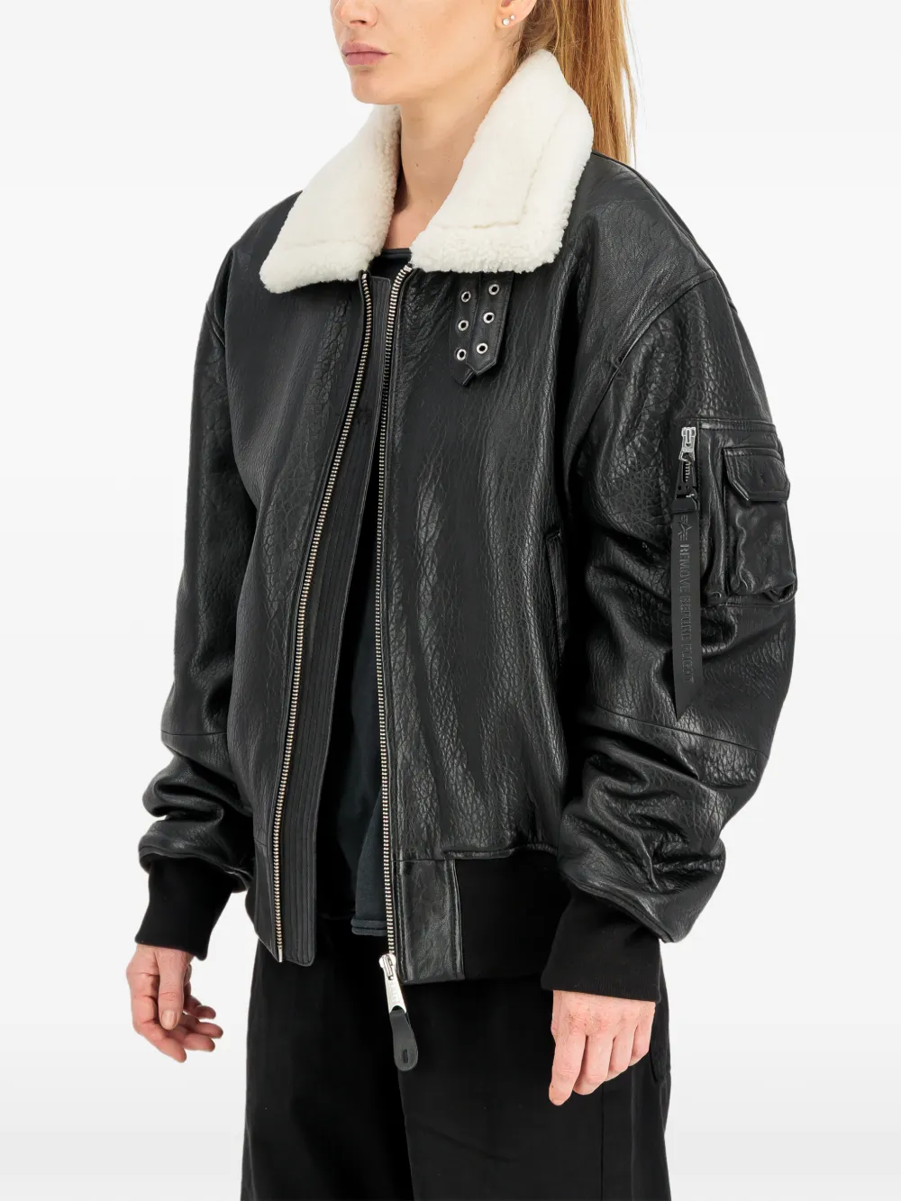 Alpha Industries B-15 UV loose-fit leather jacket Zwart