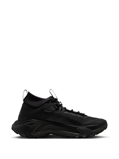 Nike ACG Zegama Hike sneakers