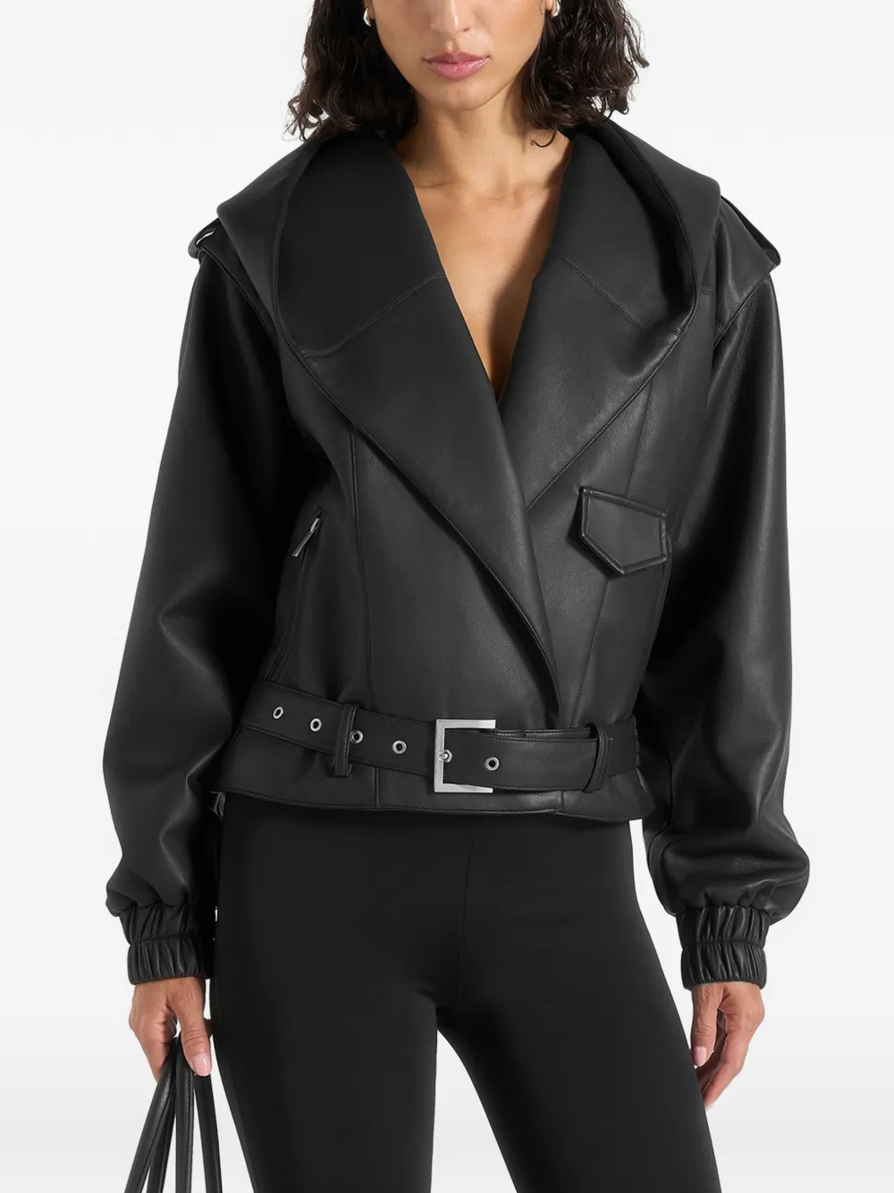 Manière De Voir Tamsin in black hooded cropped leather jacket with belt - Schwarz