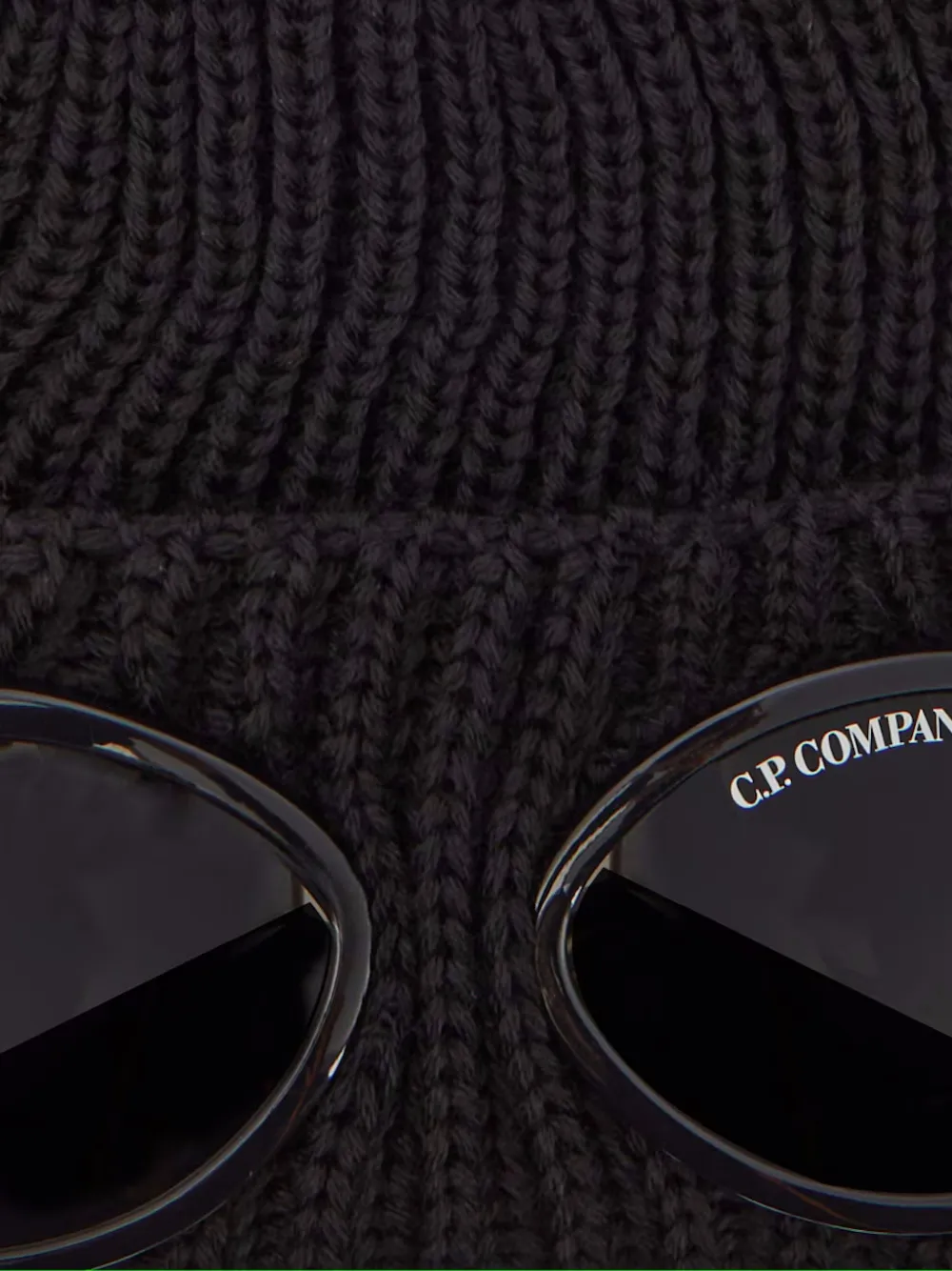 C.P. Company Kids Goggle rib-knit beanie hat Zwart