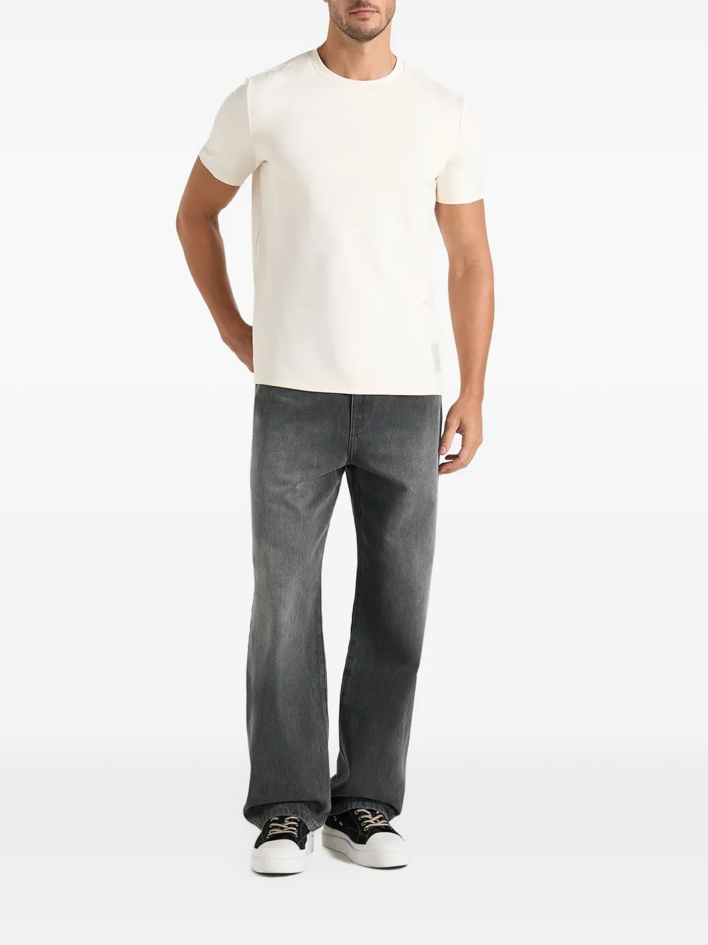 Manière De Voir DN002 ruimvallende jeans met verwassen effect Grijs