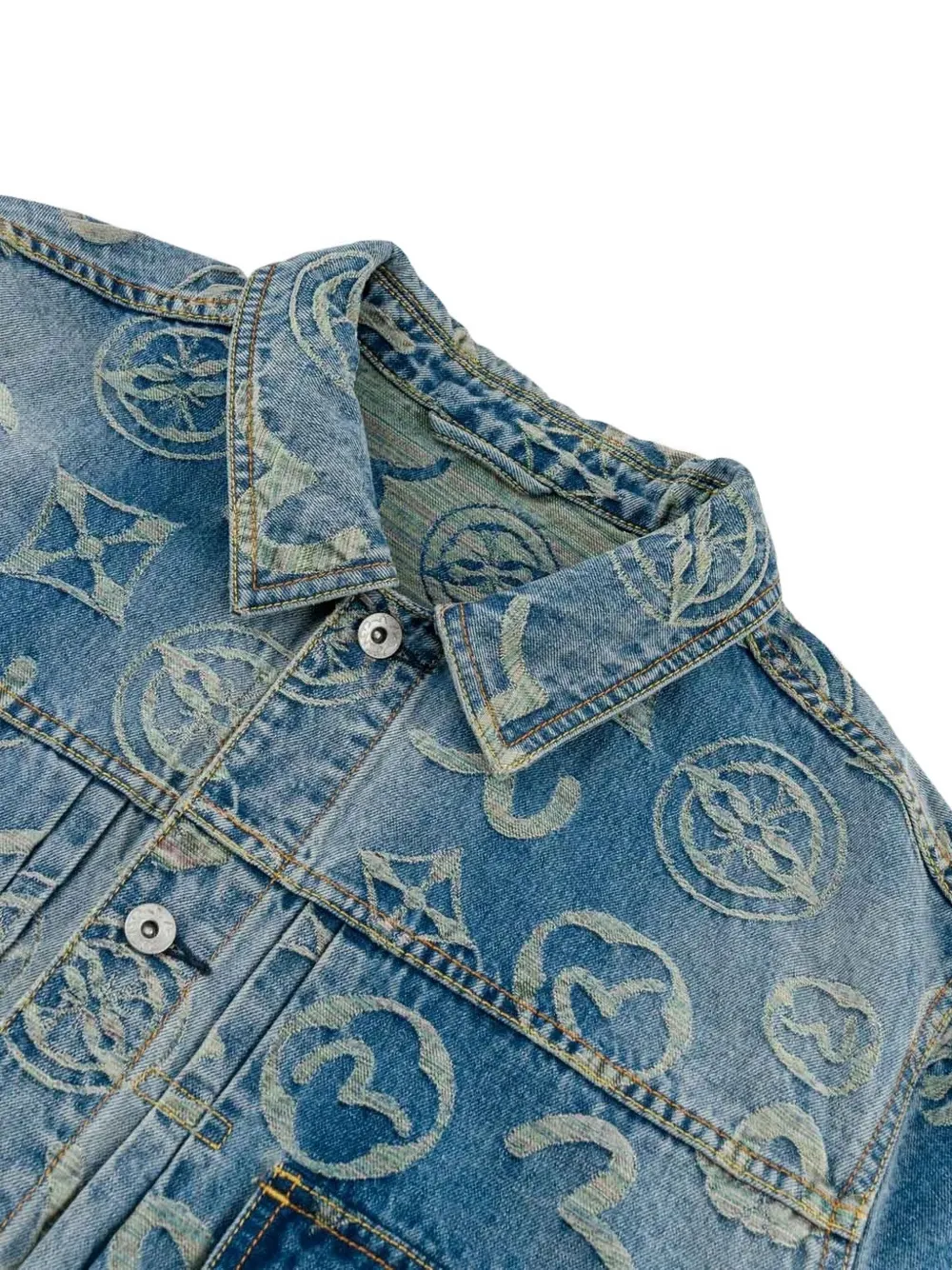 EVISU monogram-jacquard denim jacket Blauw