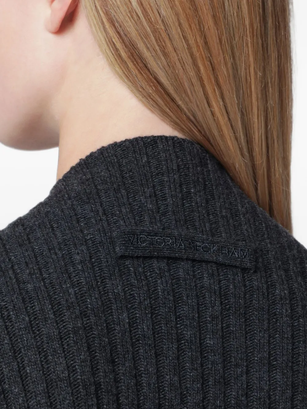 Victoria Beckham ribbed-knit logo-tape sweater Grijs