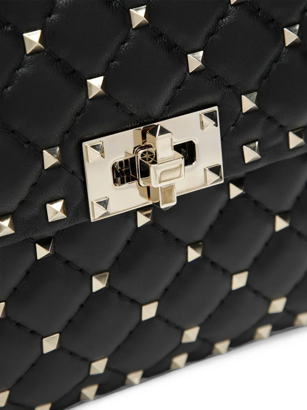 Valentino Garavani Rockstud Spike medium shoulder bag in nappa leather Zwart