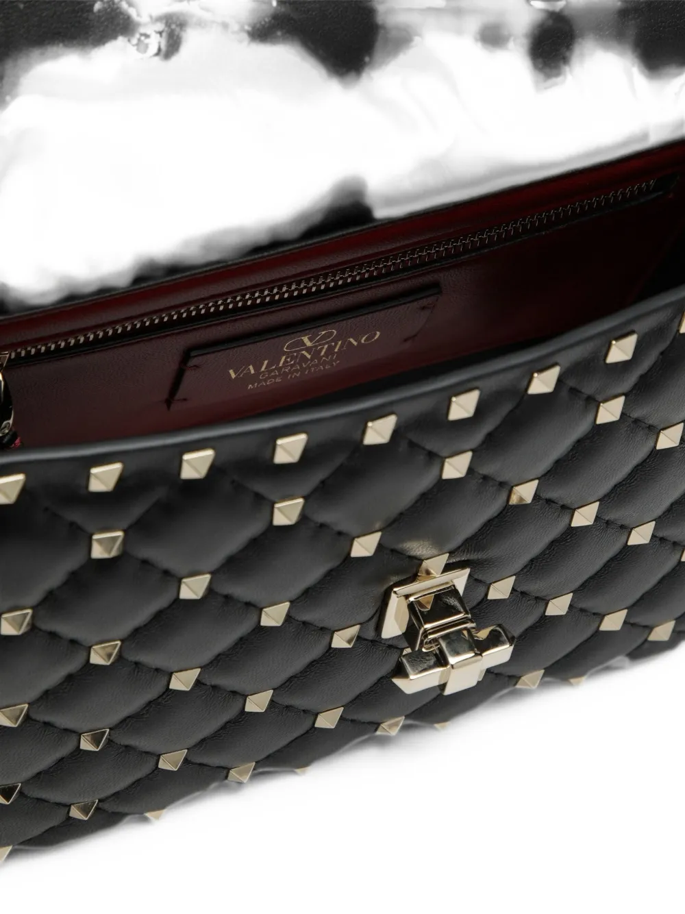 Valentino Garavani Rockstud Spike medium shoulder bag in nappa leather Zwart
