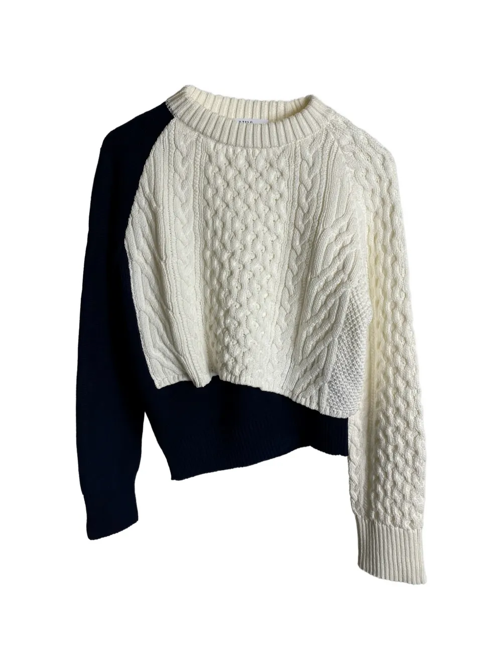 sacai cable-knit asymmetric sweater - Weiß