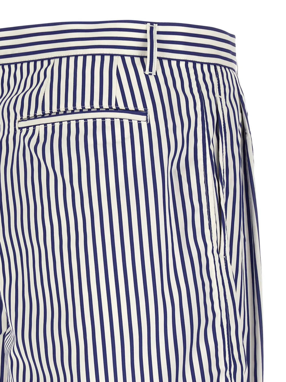 Comme Des Garçons striped pleated shorts Wit